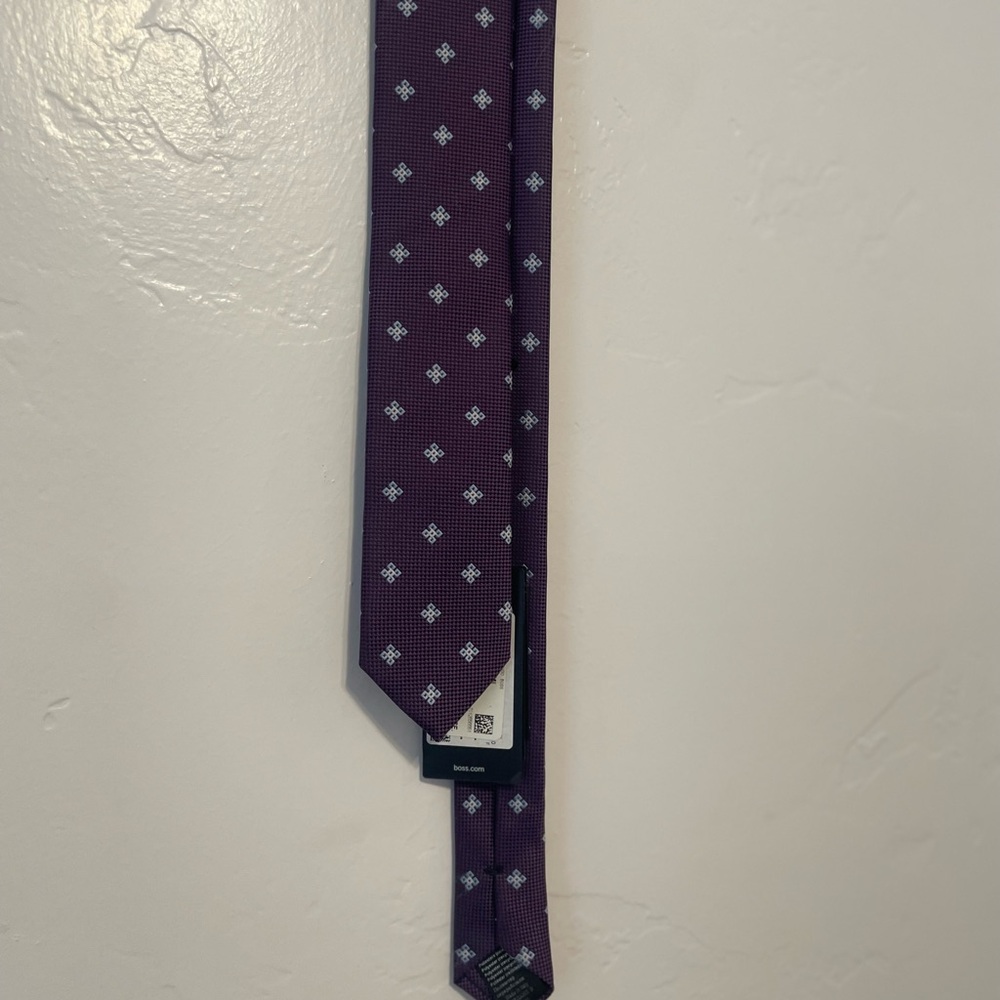 Hugo Boss Deep Purple Geometric Tie